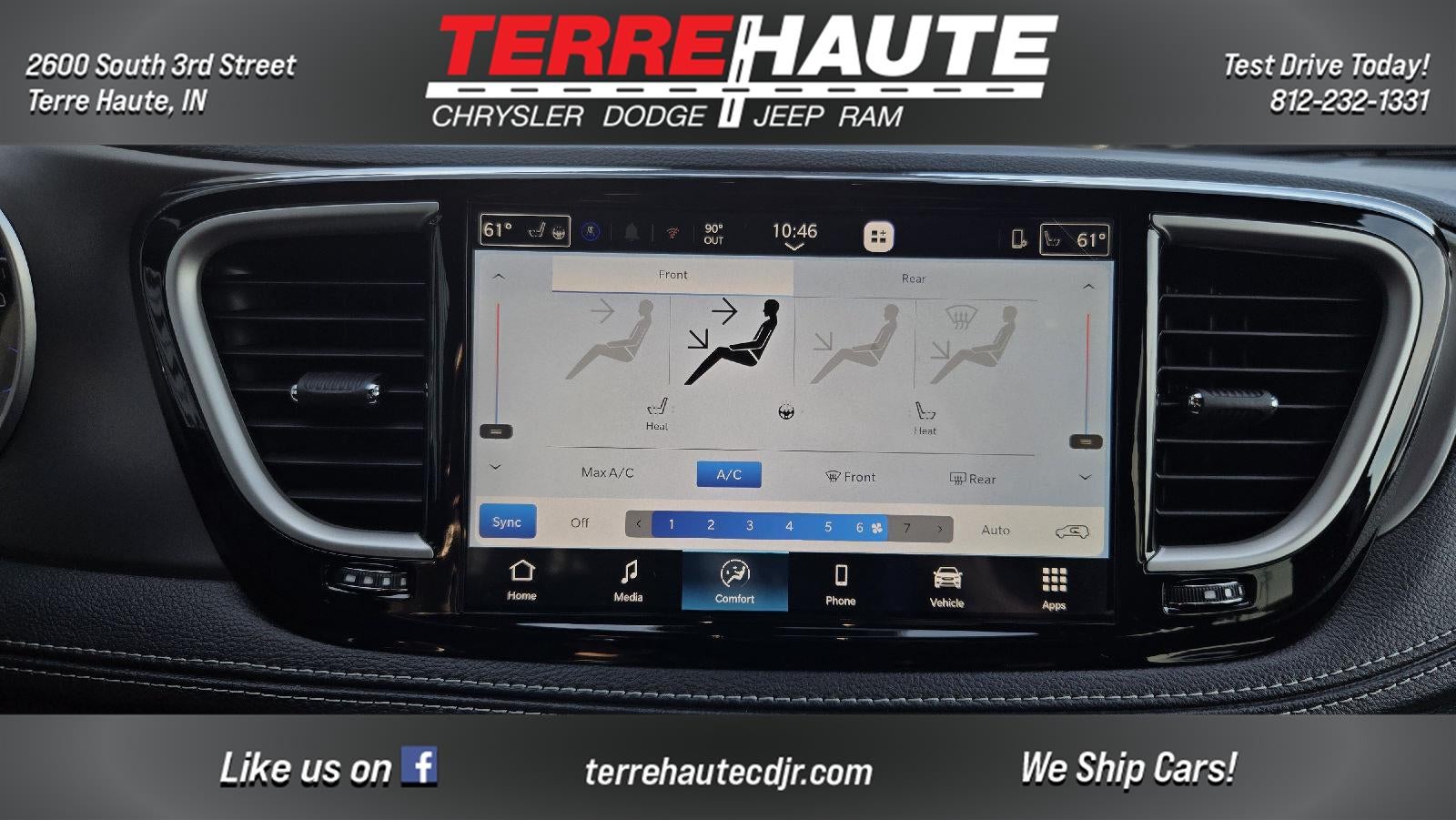 2027 Chrysler Pacifica Select