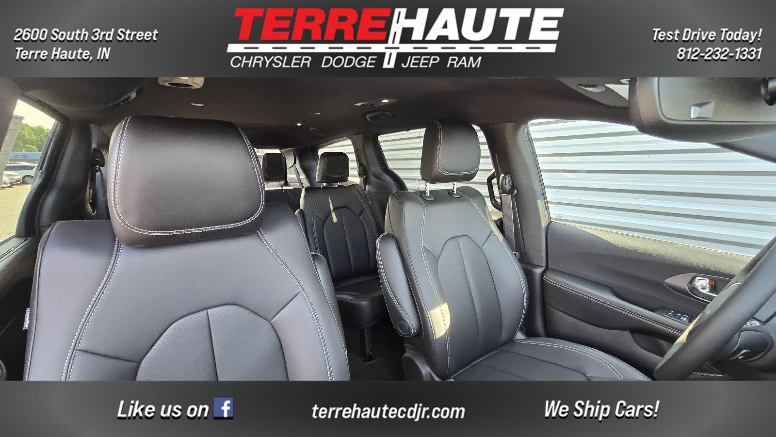 2027 Chrysler Pacifica Select