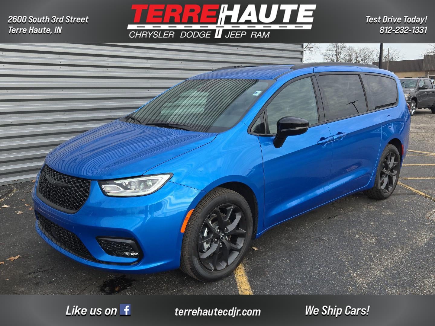 2026 Chrysler Pacifica Select