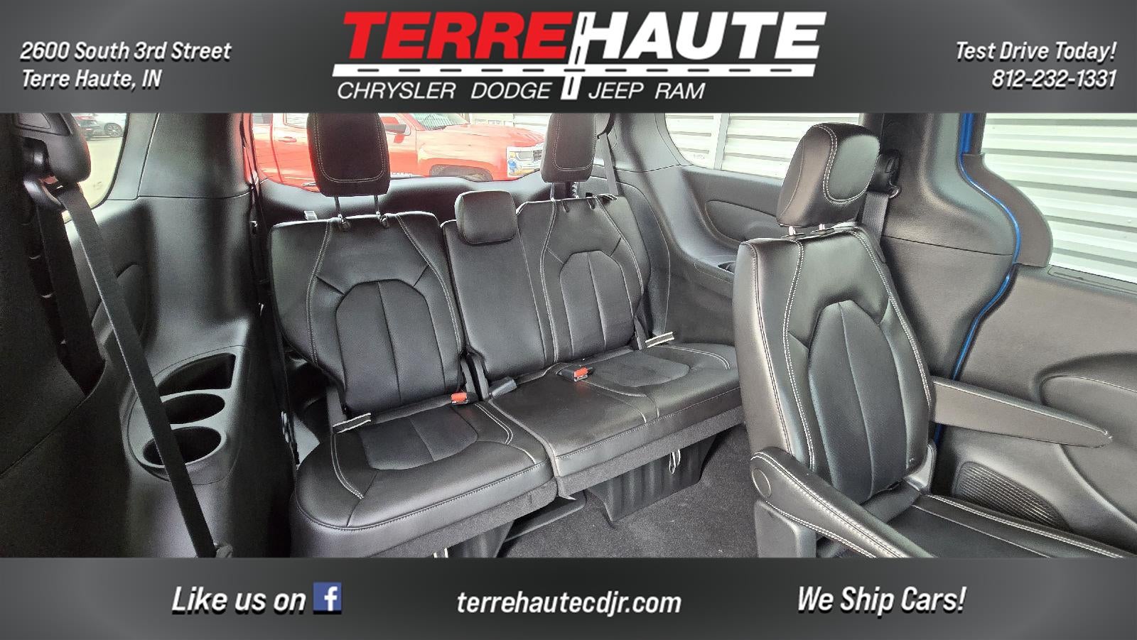 2026 Chrysler Pacifica Select