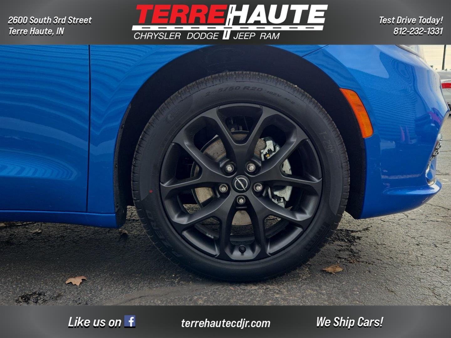 2026 Chrysler Pacifica Select