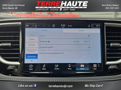 2026 Chrysler Pacifica Select