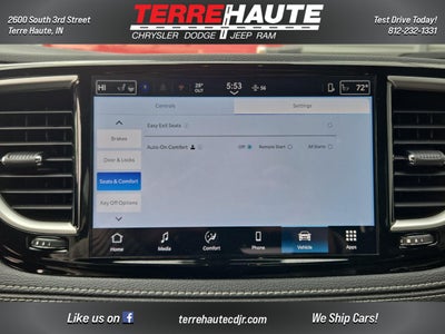 2026 Chrysler Pacifica Select