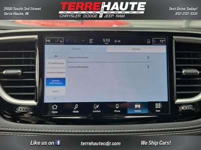 2026 Chrysler Pacifica Select