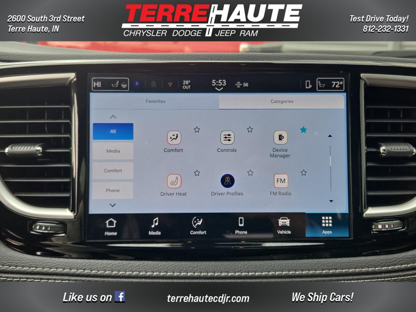 2026 Chrysler Pacifica Select