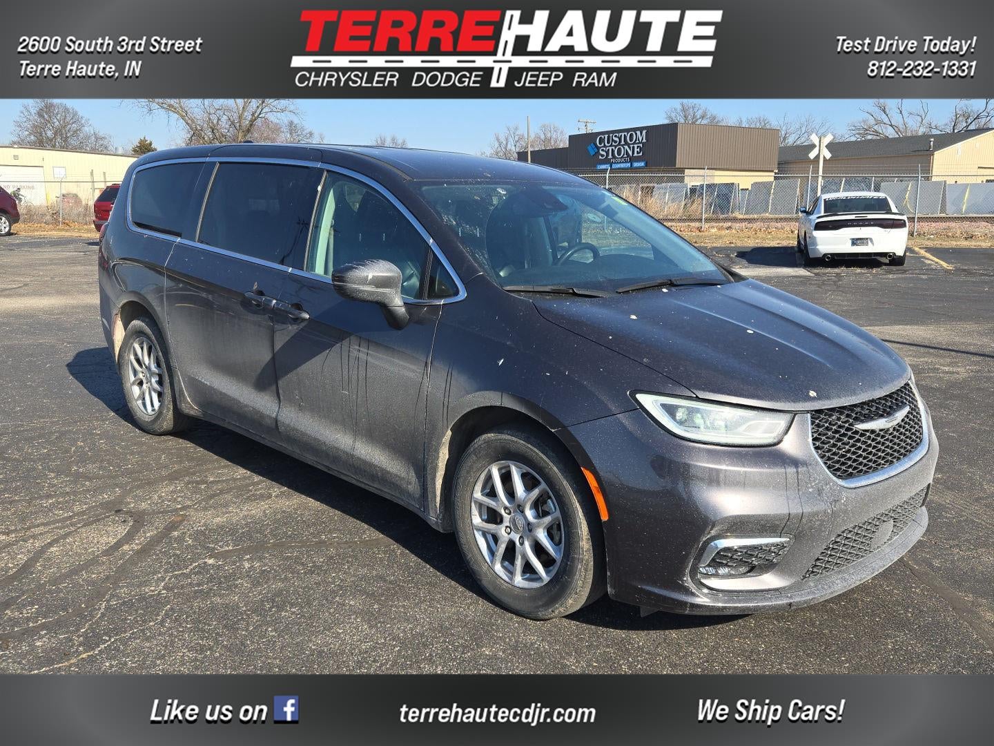 2023 Chrysler Pacifica Touring L