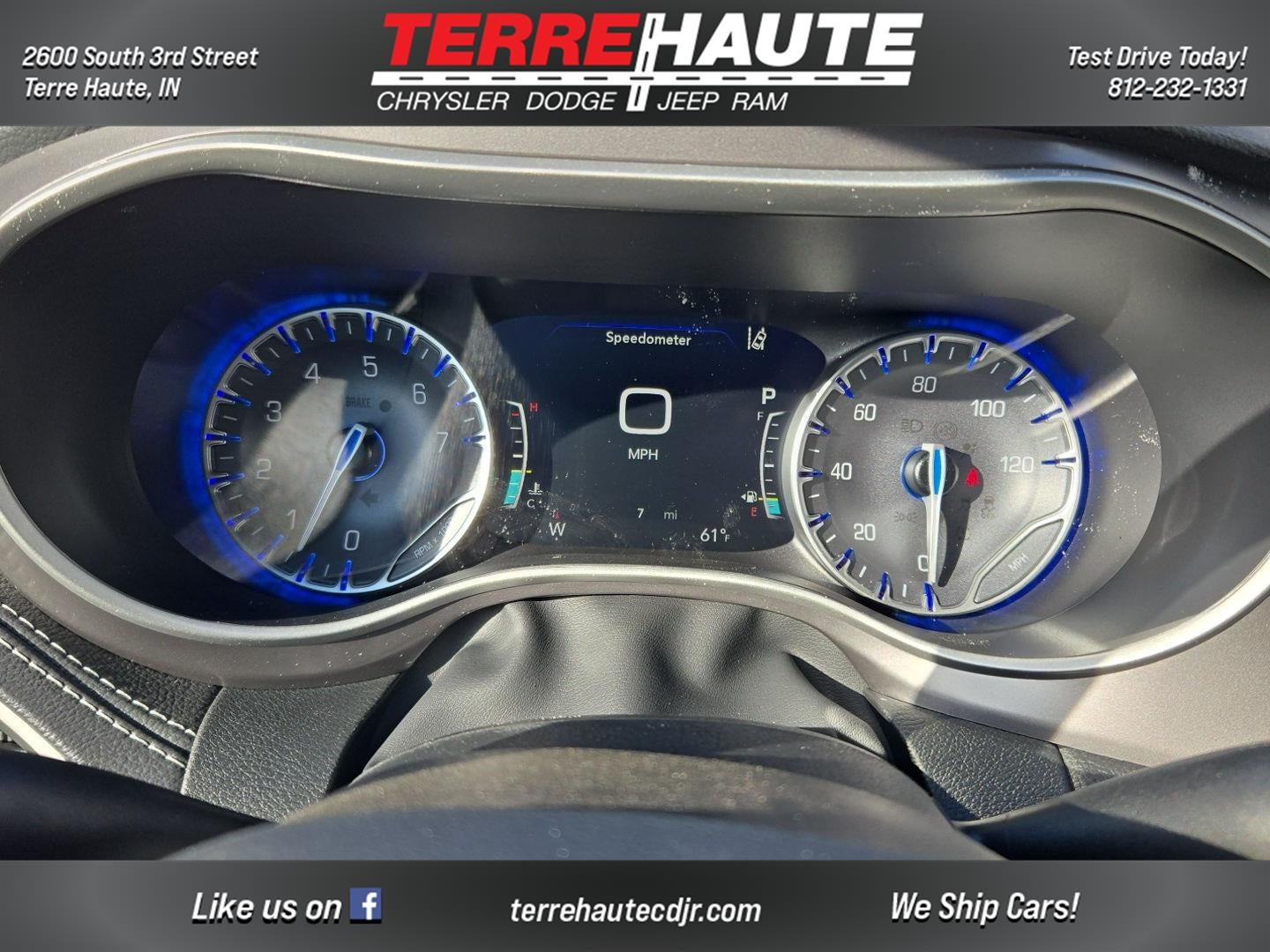 2026 Chrysler Pacifica Select