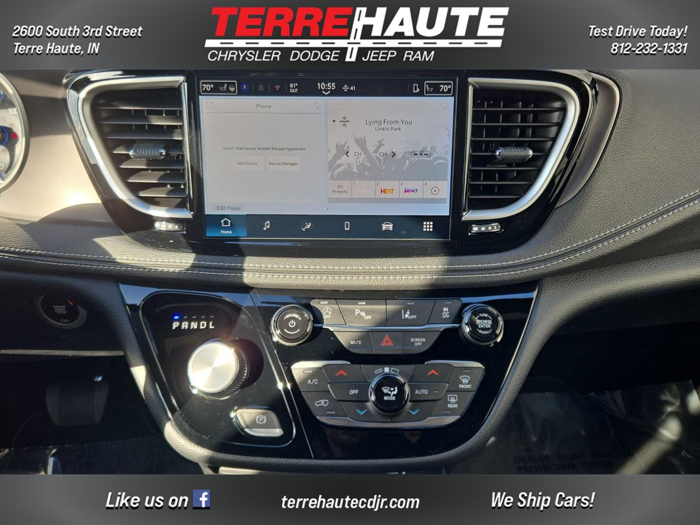 2026 Chrysler Pacifica Select