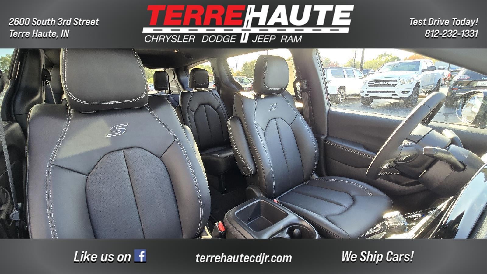 2026 Chrysler Pacifica Select