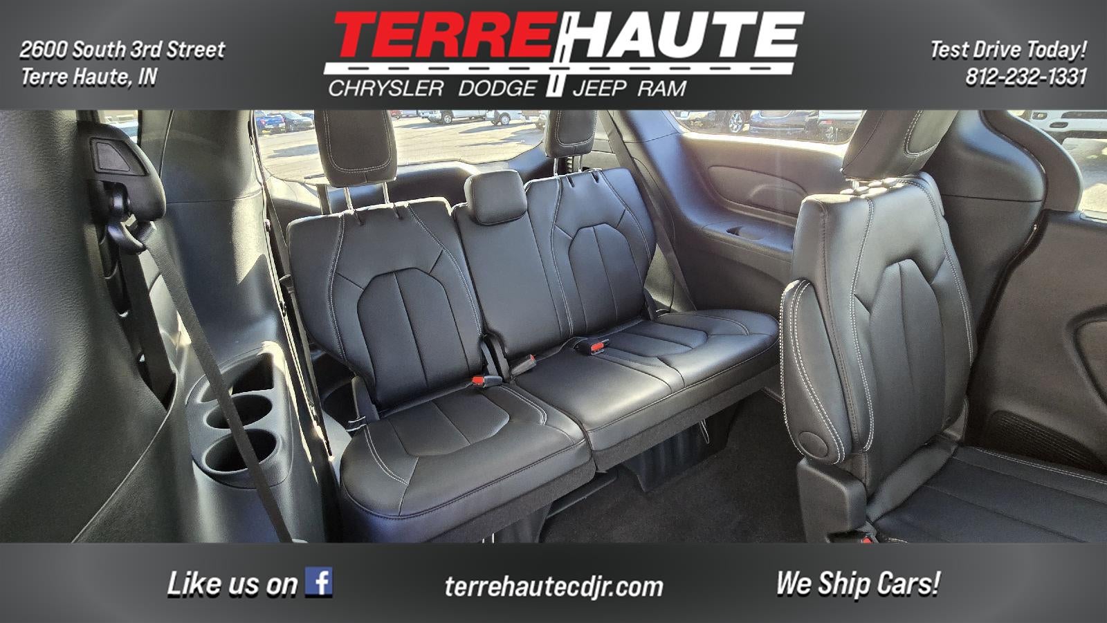 2026 Chrysler Pacifica Select