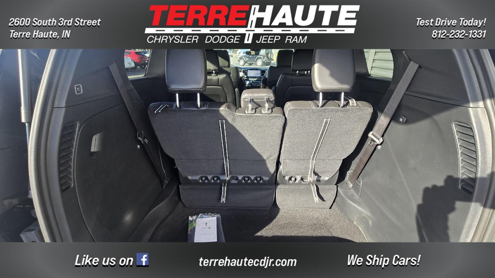 2026 Chrysler Pacifica Select