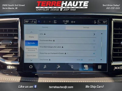 2026 Chrysler Pacifica Select