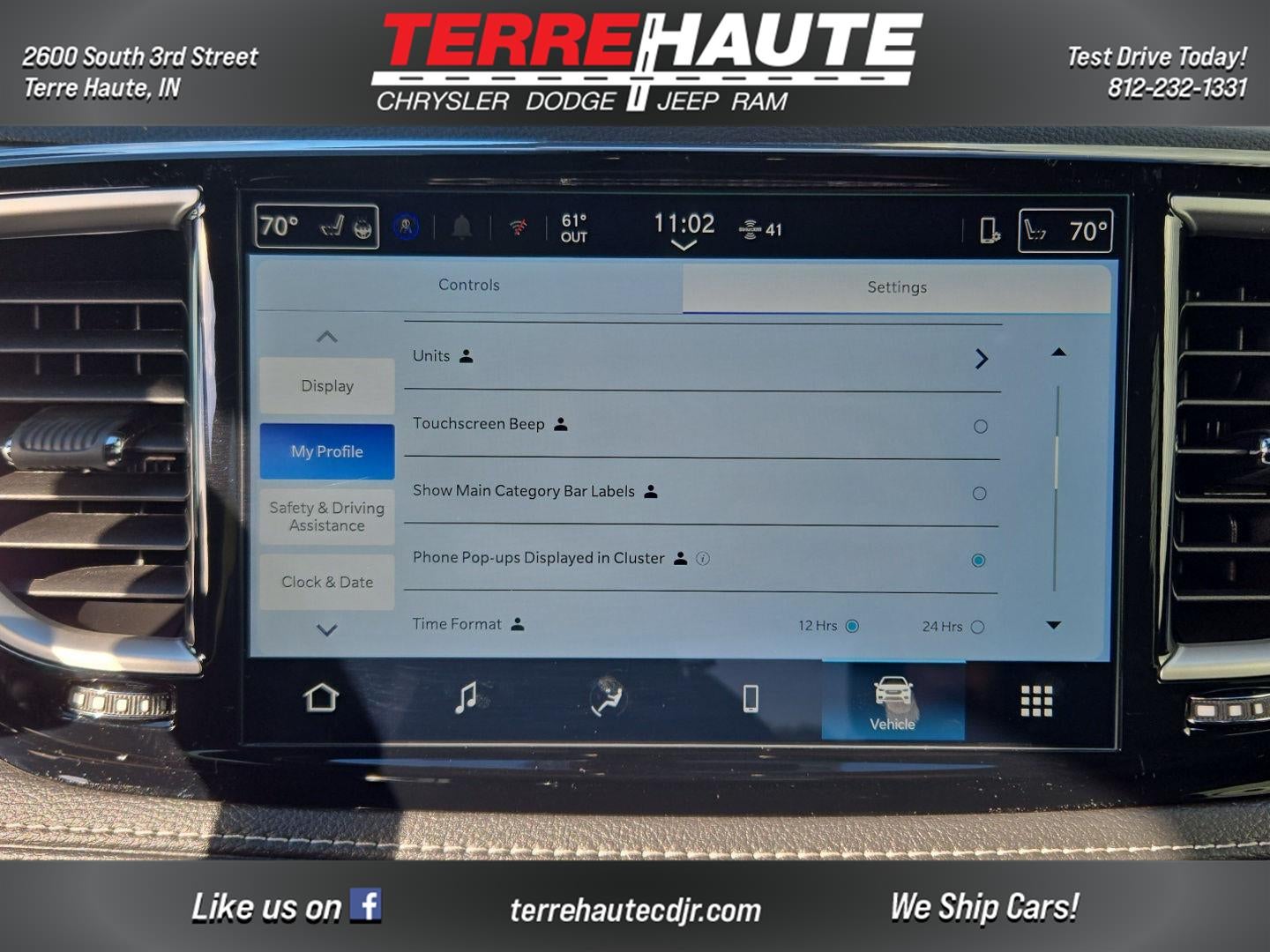 2026 Chrysler Pacifica Select