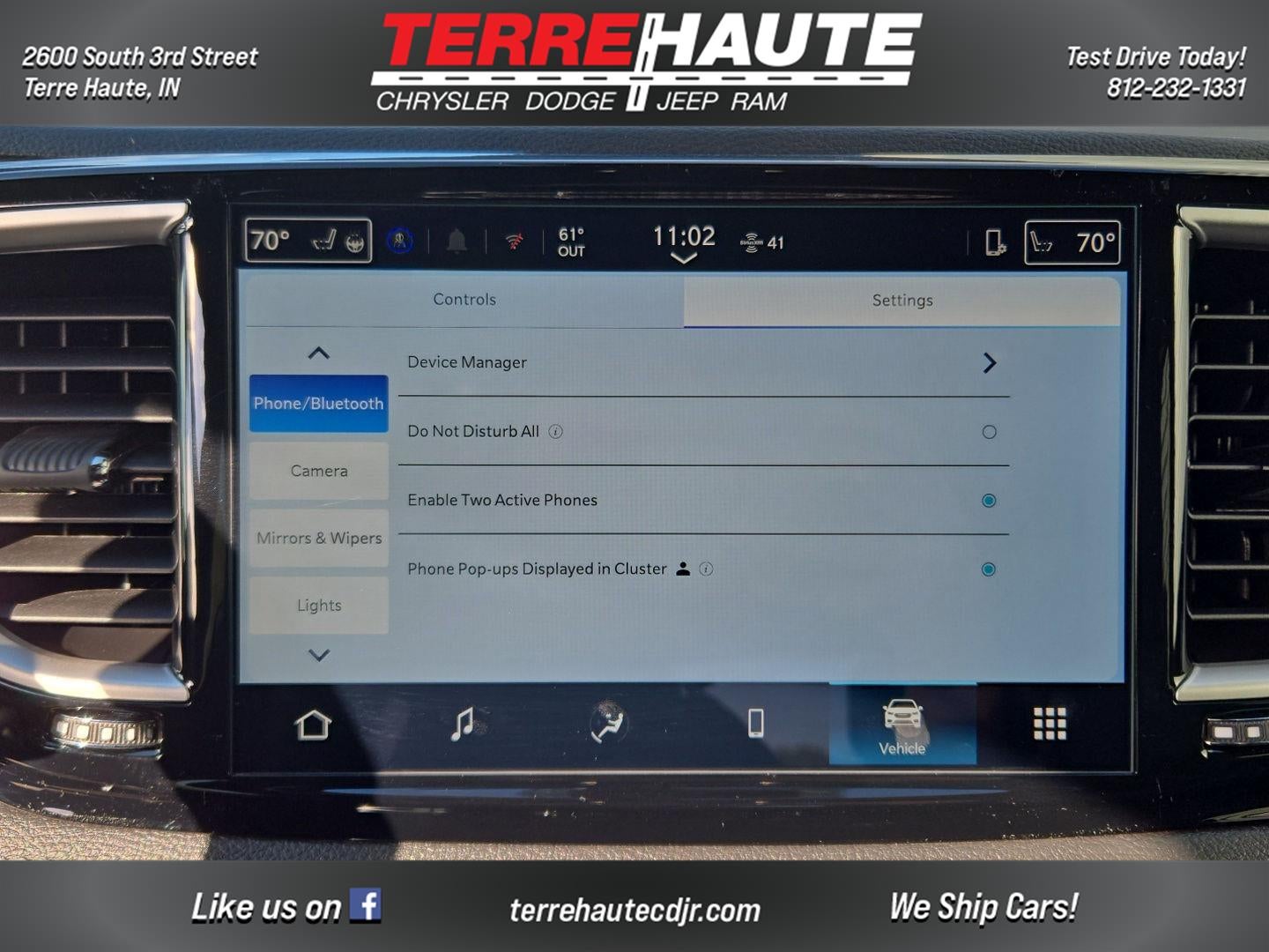 2026 Chrysler Pacifica Select