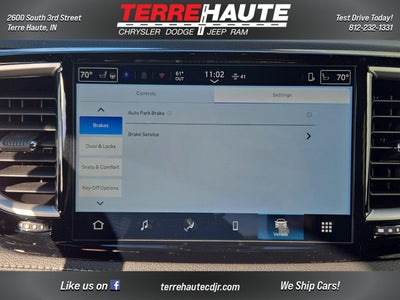 2026 Chrysler Pacifica Select