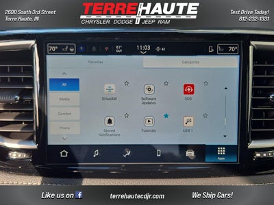 2026 Chrysler Pacifica Select