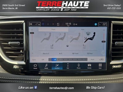 2026 Chrysler Pacifica Select