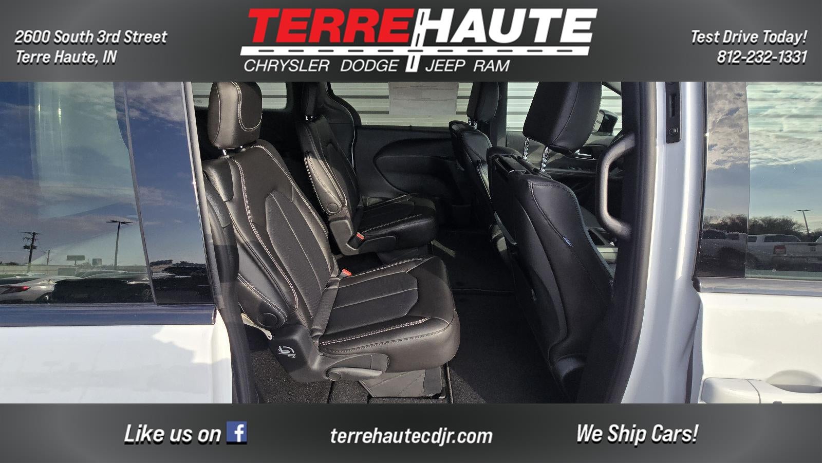 2026 Chrysler Pacifica Select