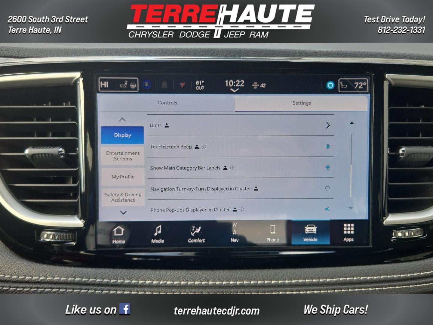 2026 Chrysler Pacifica Select