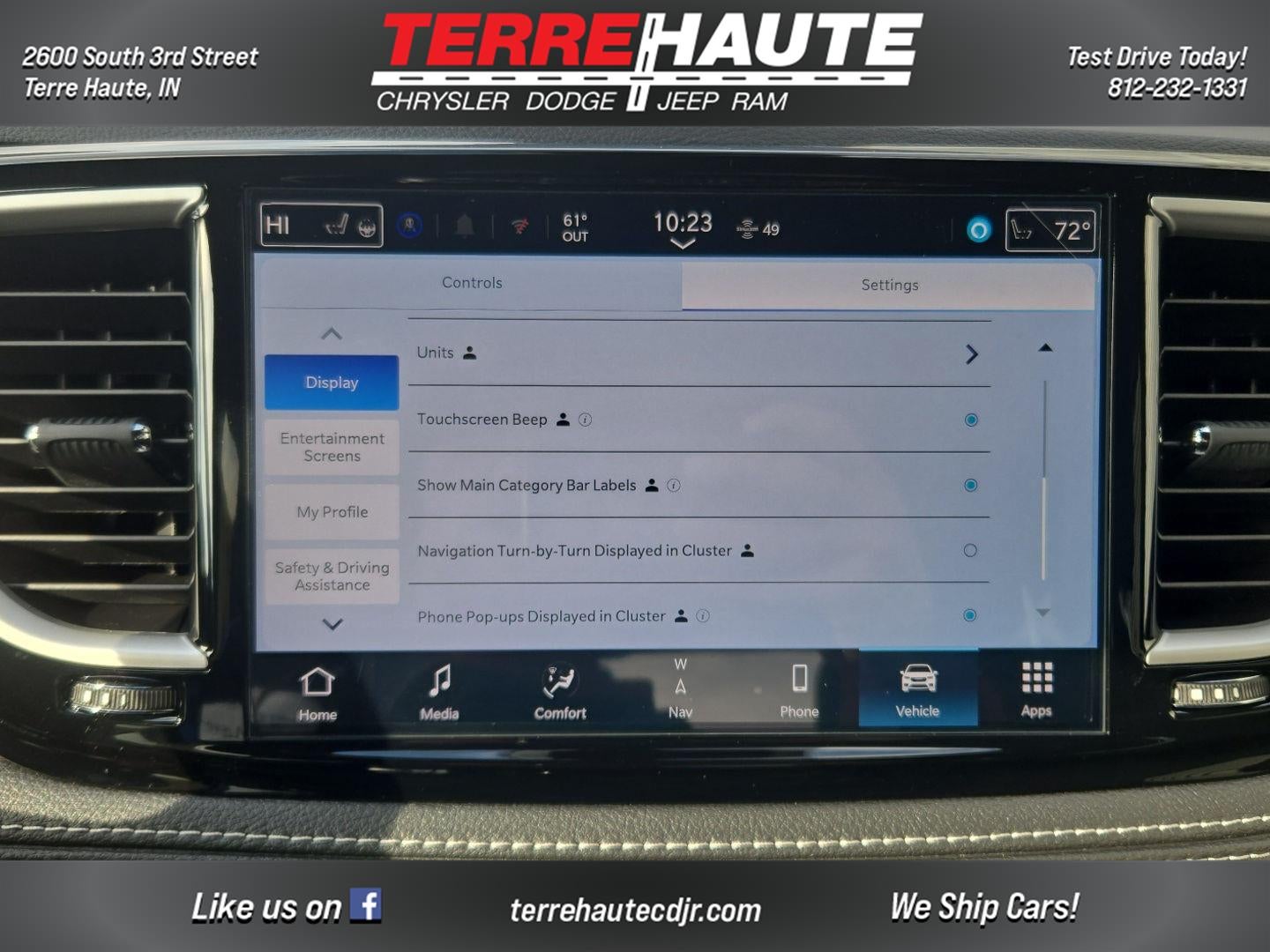 2026 Chrysler Pacifica Select