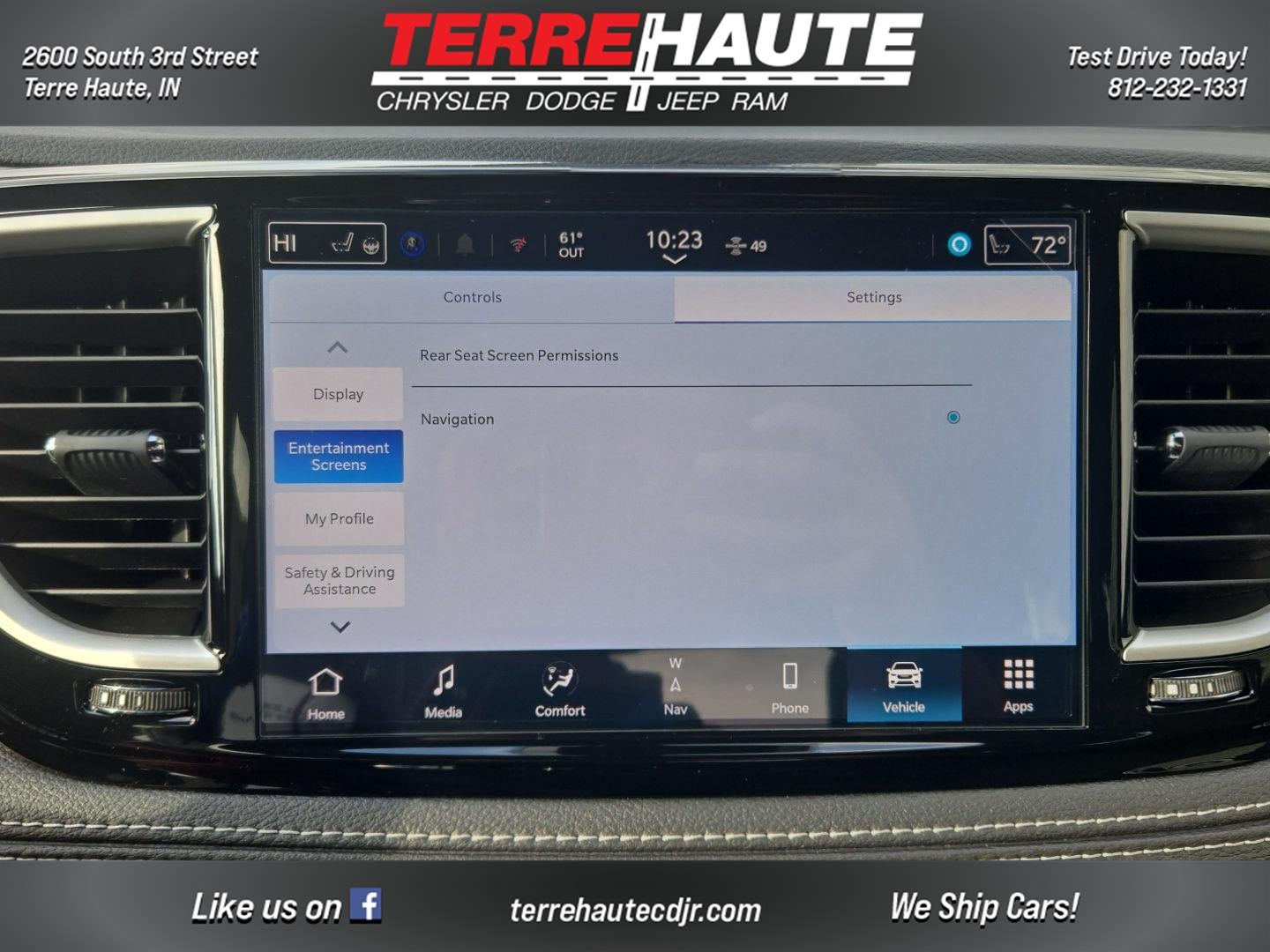 2026 Chrysler Pacifica Select