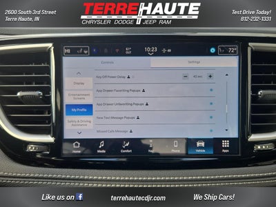 2026 Chrysler Pacifica Select