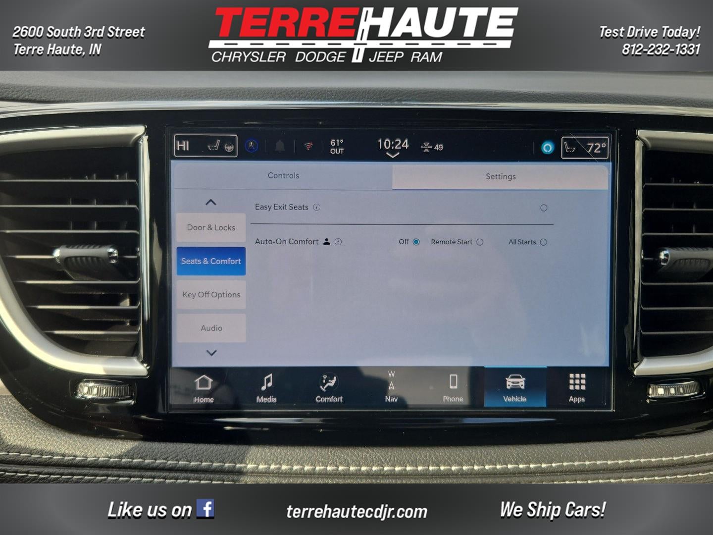 2026 Chrysler Pacifica Select