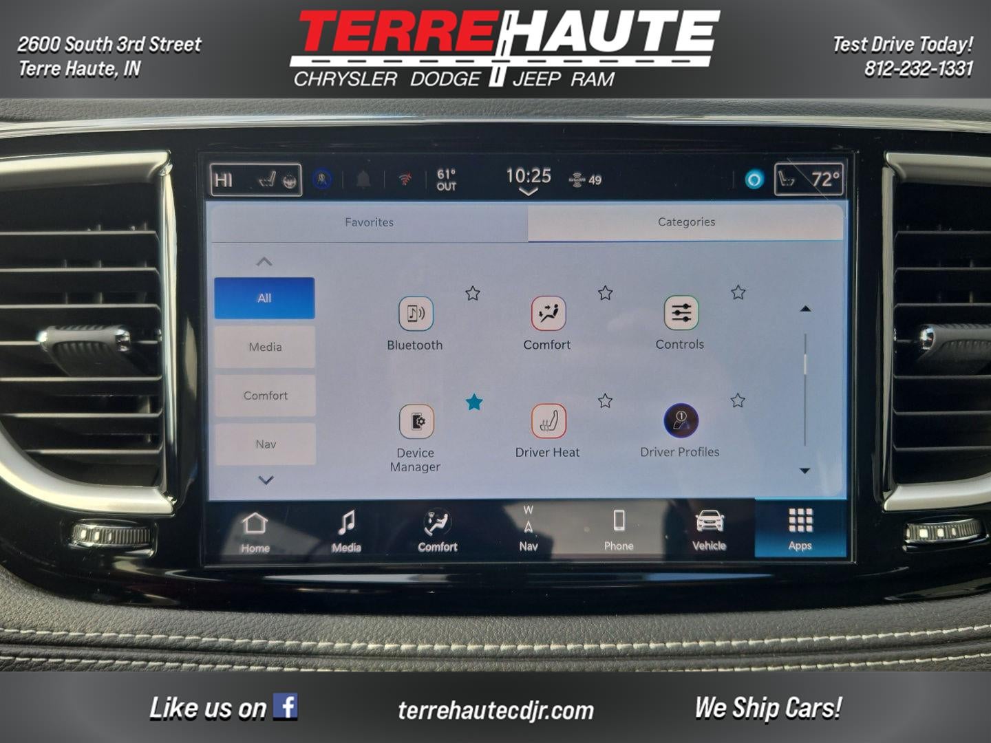 2026 Chrysler Pacifica Select