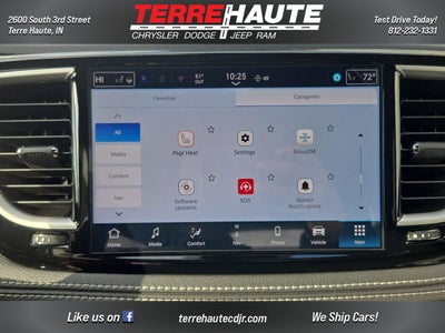 2026 Chrysler Pacifica Select