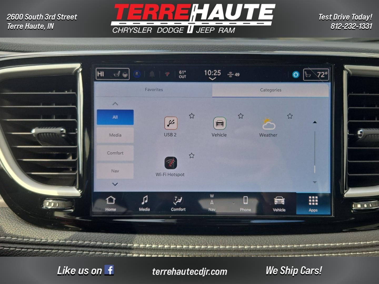 2026 Chrysler Pacifica Select