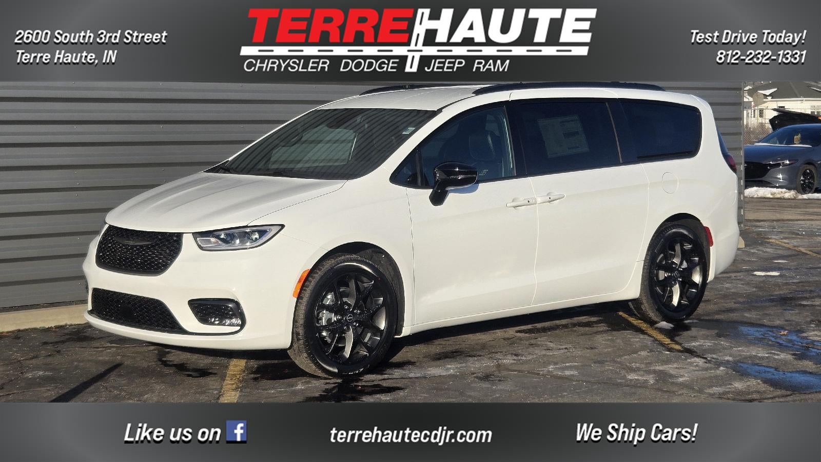 2026 Chrysler Pacifica Select