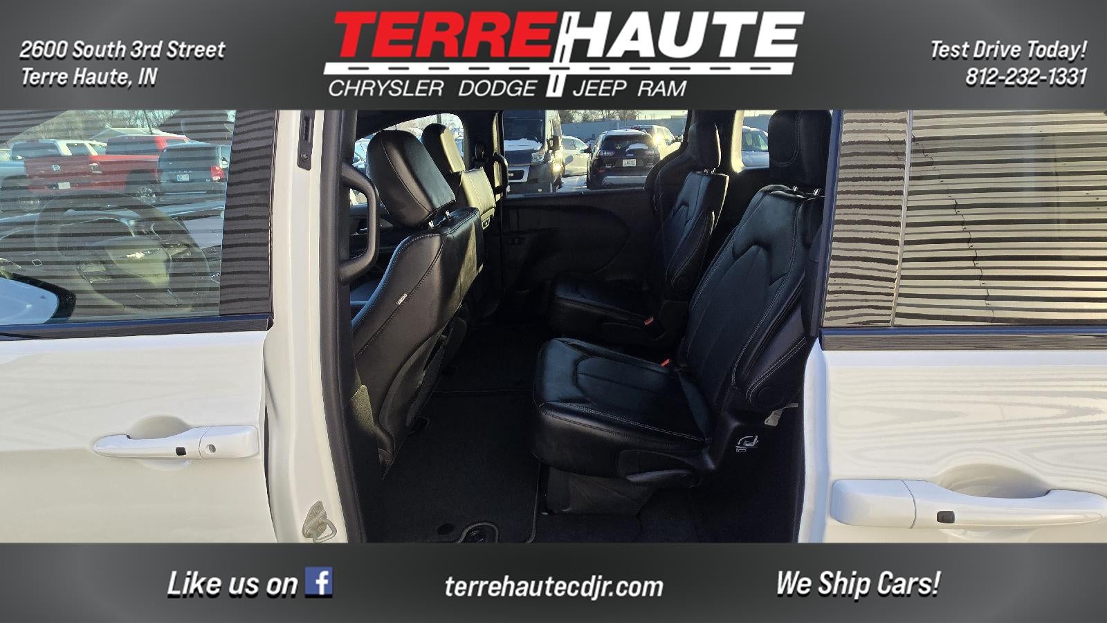 2026 Chrysler Pacifica Select