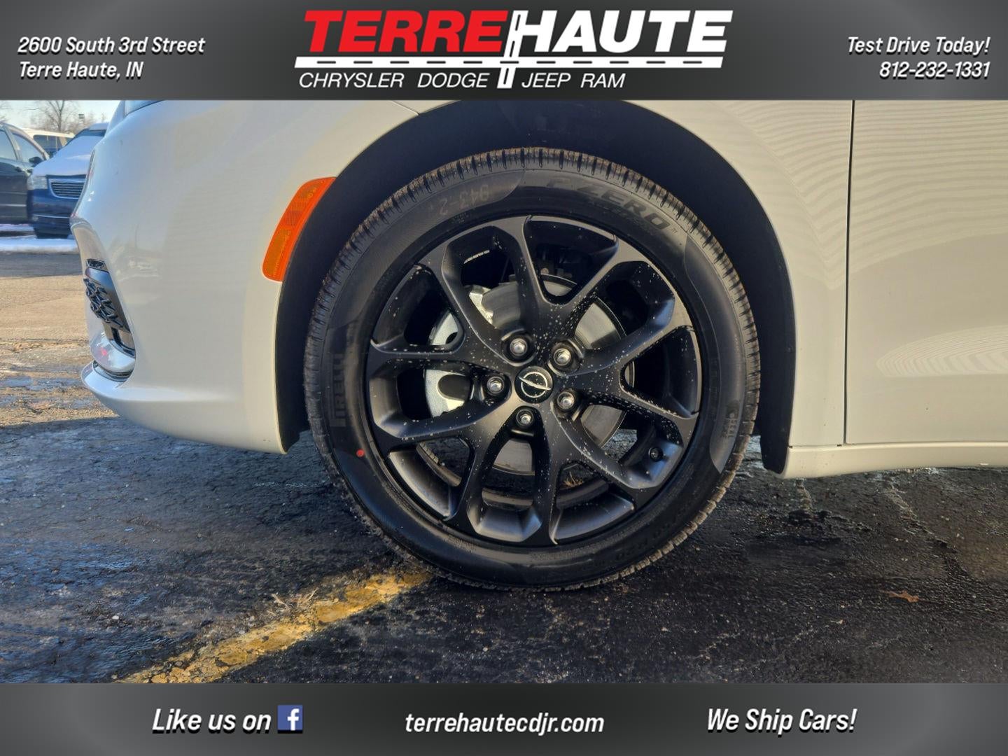 2026 Chrysler Pacifica Select