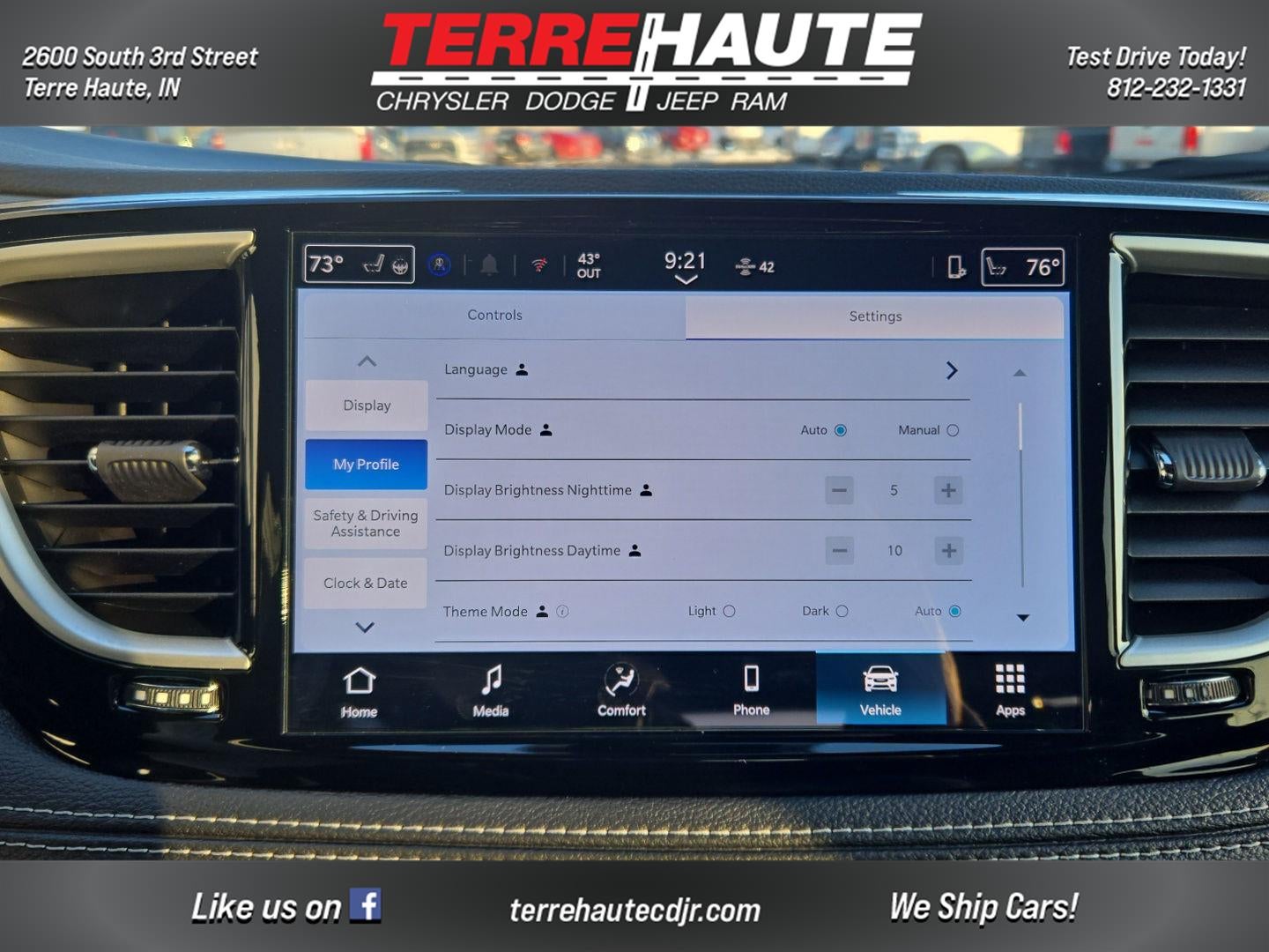 2026 Chrysler Pacifica Select