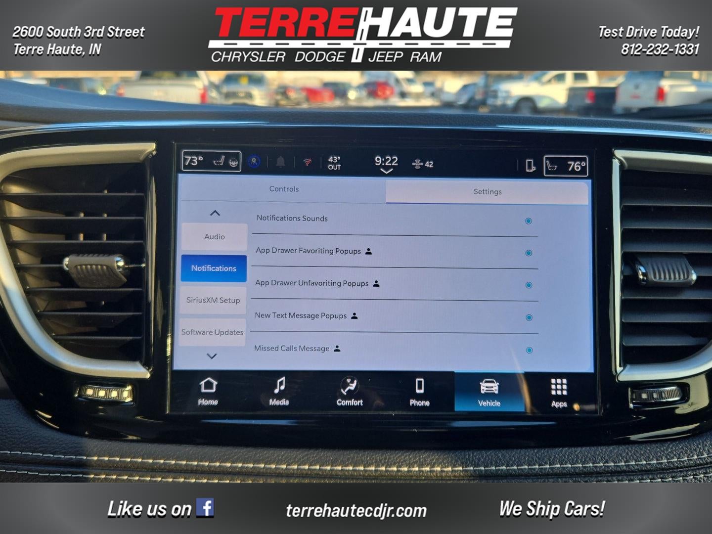 2026 Chrysler Pacifica Select