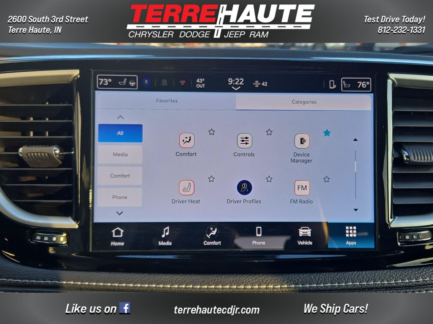 2026 Chrysler Pacifica Select