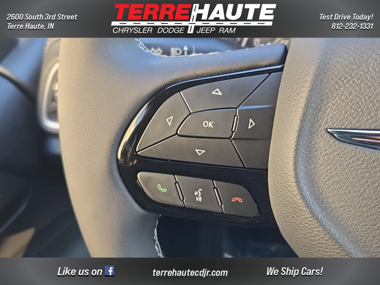 2026 Chrysler Pacifica Select