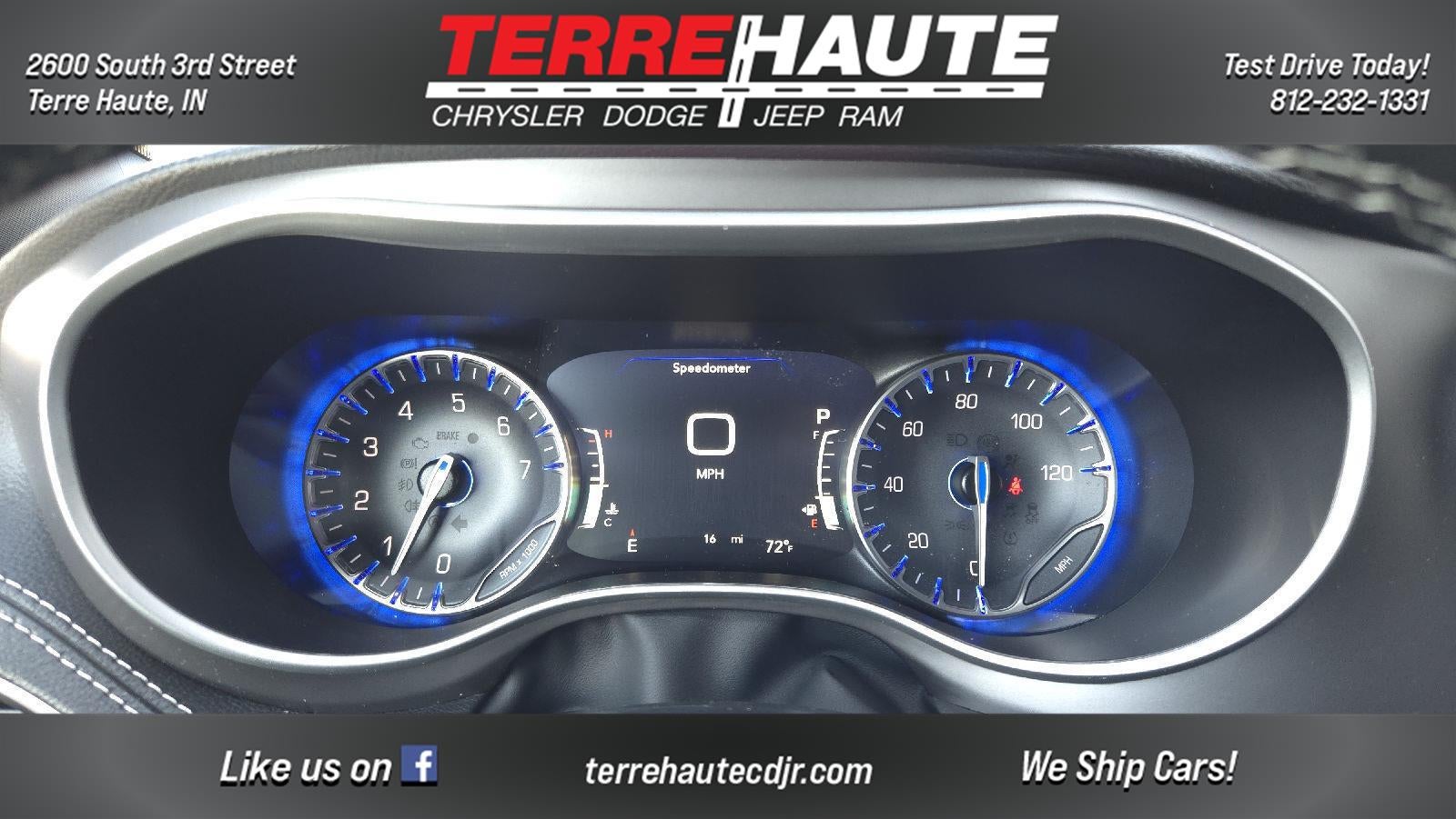 2027 Chrysler Pacifica Select