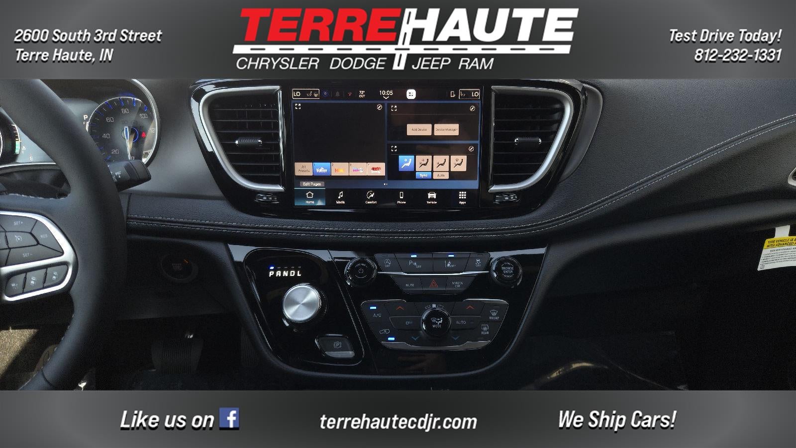 2027 Chrysler Pacifica Select