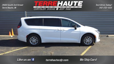 2027 Chrysler Pacifica Select