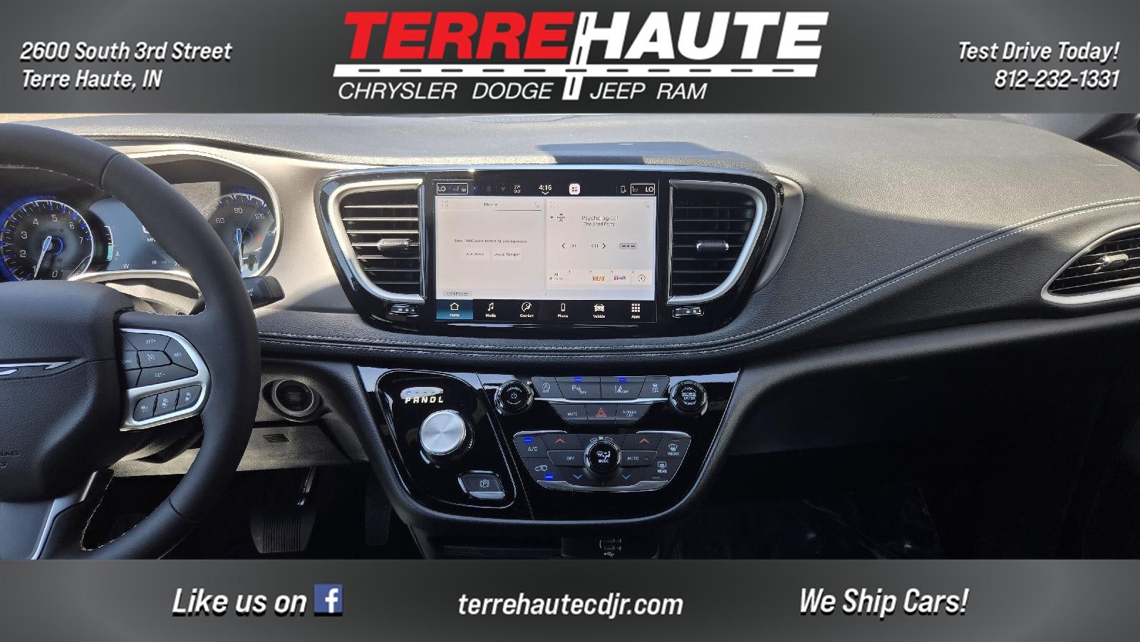2027 Chrysler Pacifica Select