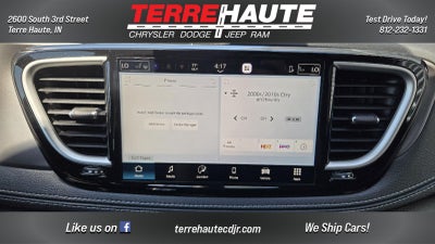 2027 Chrysler Pacifica Select