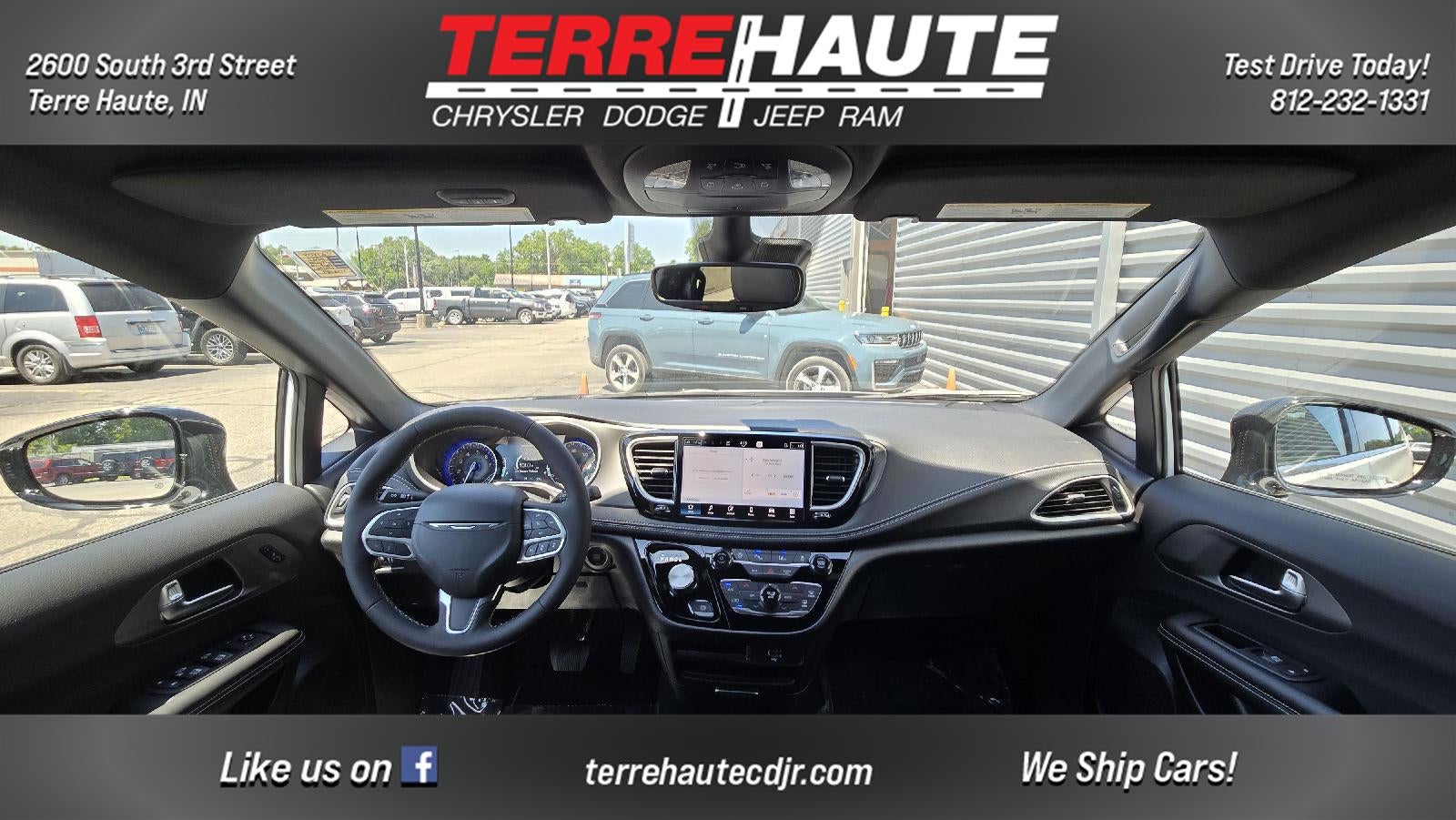 2027 Chrysler Pacifica Select