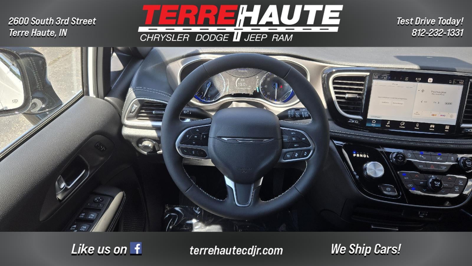 2027 Chrysler Pacifica Select