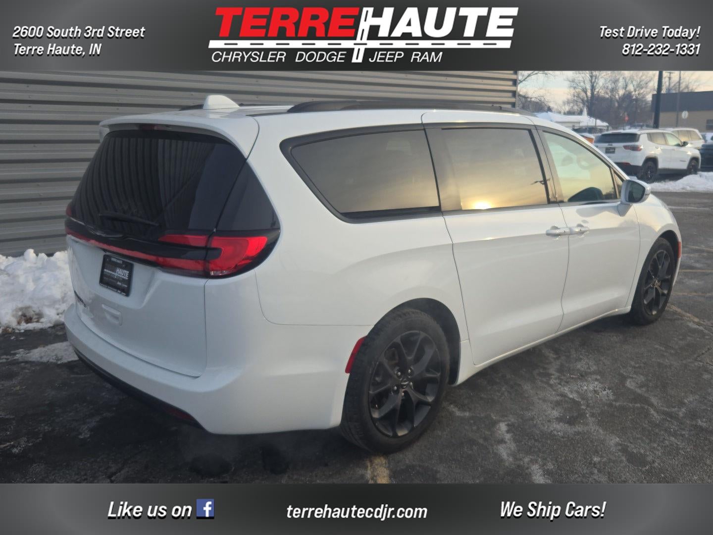 2022 Chrysler Pacifica Touring L