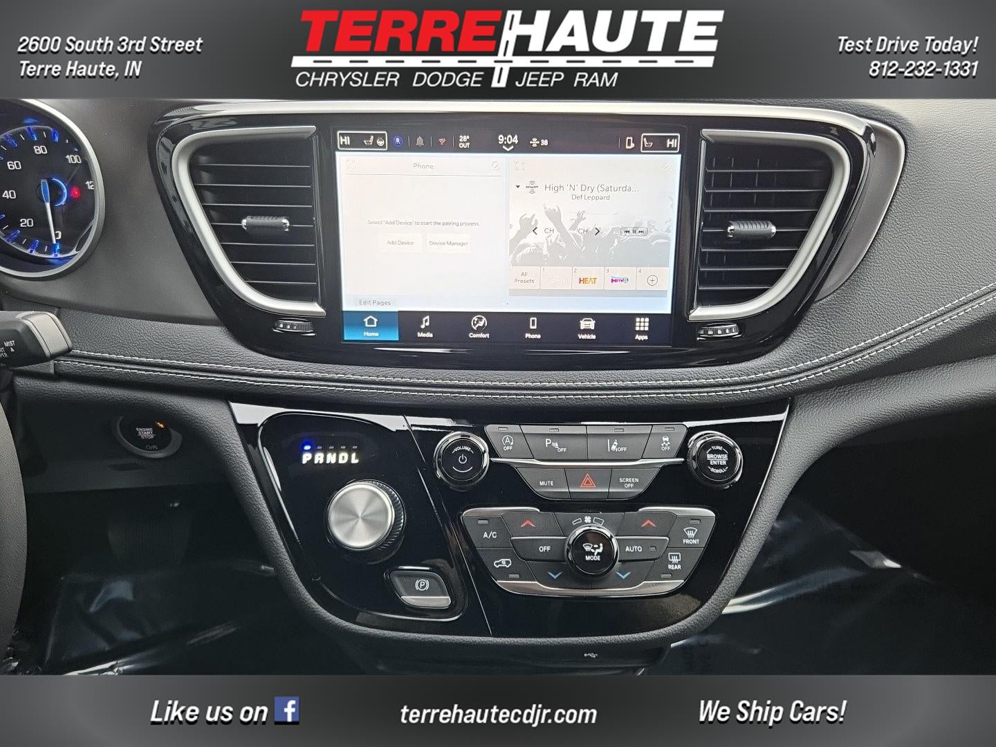 2026 Chrysler Pacifica Select