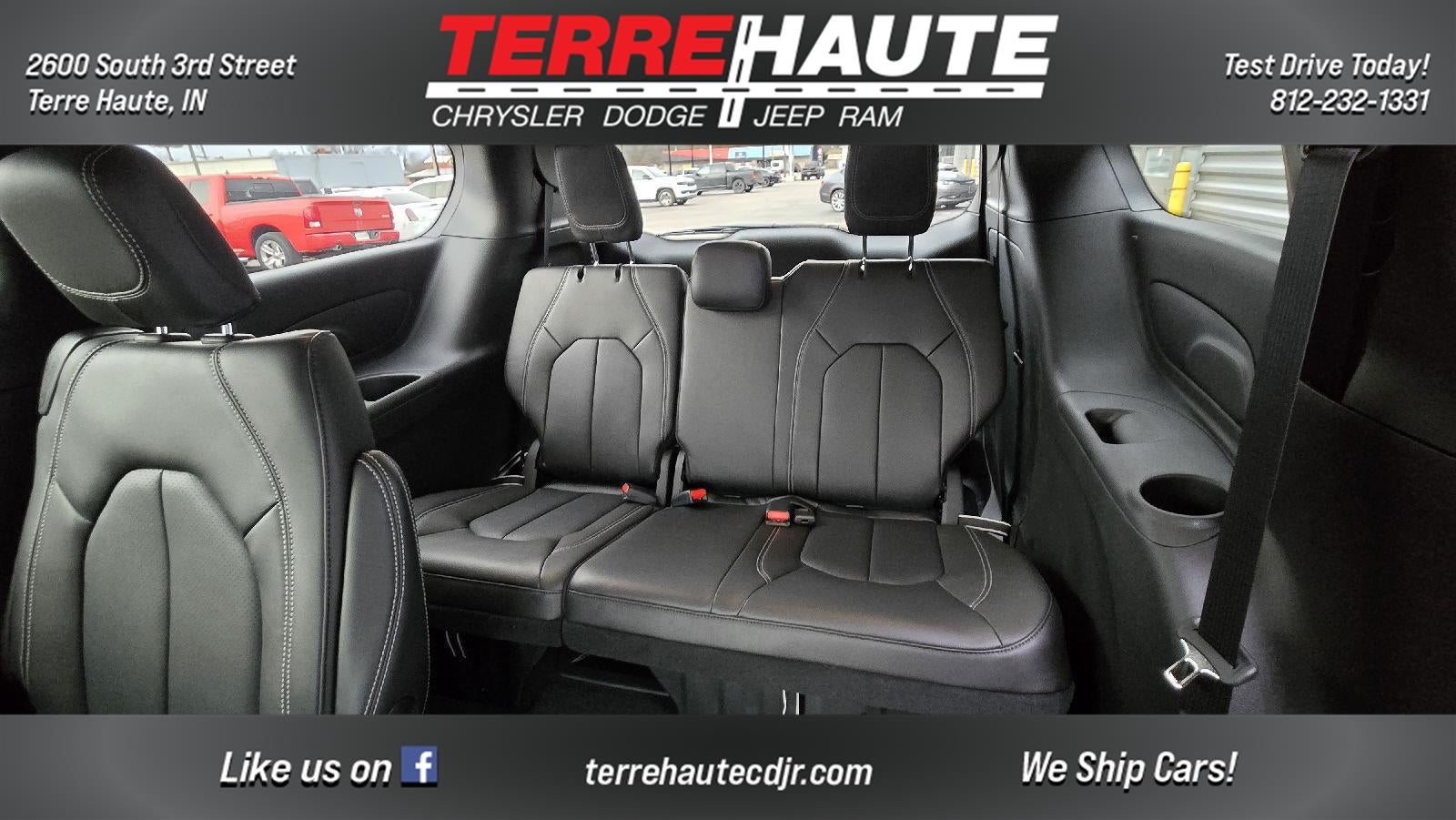 2026 Chrysler Pacifica Select