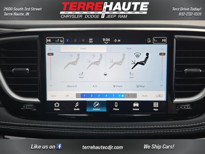 2026 Chrysler Pacifica Select