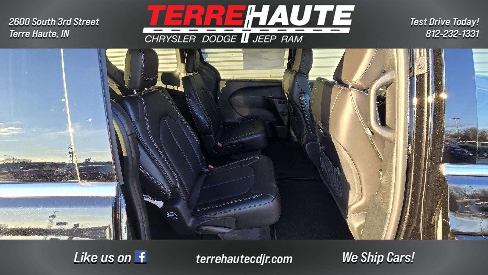 2026 Chrysler Pacifica Select