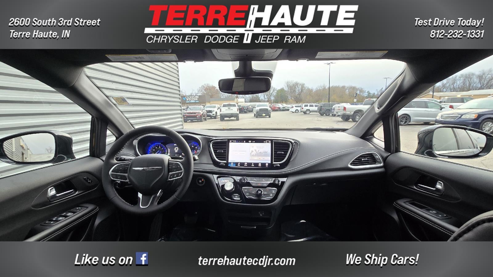 2026 Chrysler Pacifica Select